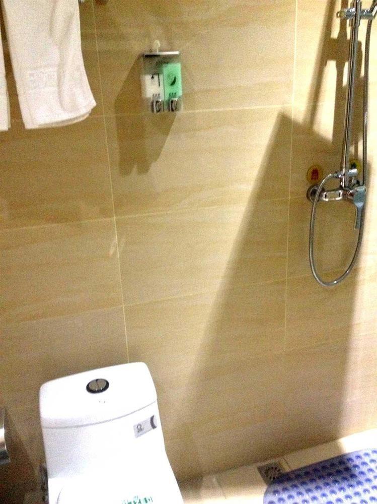 Konggang Holidy Hotel Shuangliu Chengdu Esterno foto